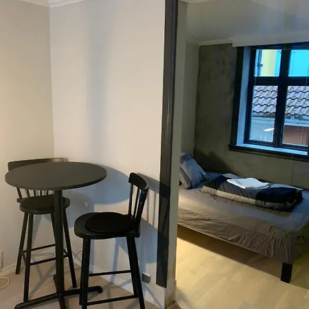 Charming Great Location Apartment